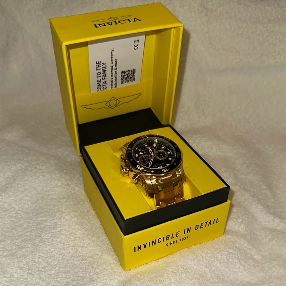 Invicta Yellow Watch Box - Picture 4 of 11